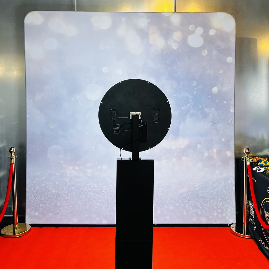 Photobooth 360 para eventos corporativos en la Rive-Sud durante un evento en el Gran Montreal