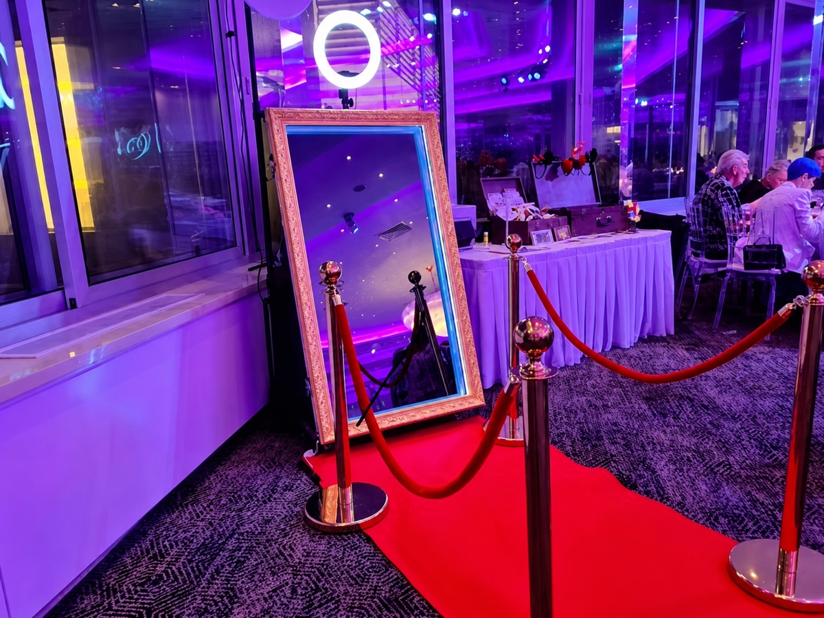 Photobooth Magic Mirror durante un evento en el Gran Montreal