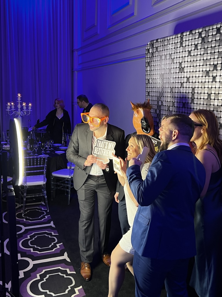 Photobooths para bodas y eventos en Montreal durante un evento en el Gran Montreal