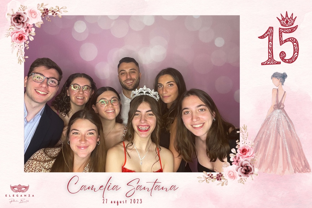 Exemple de cadre photo personnalisé rose pour une quinceañera
