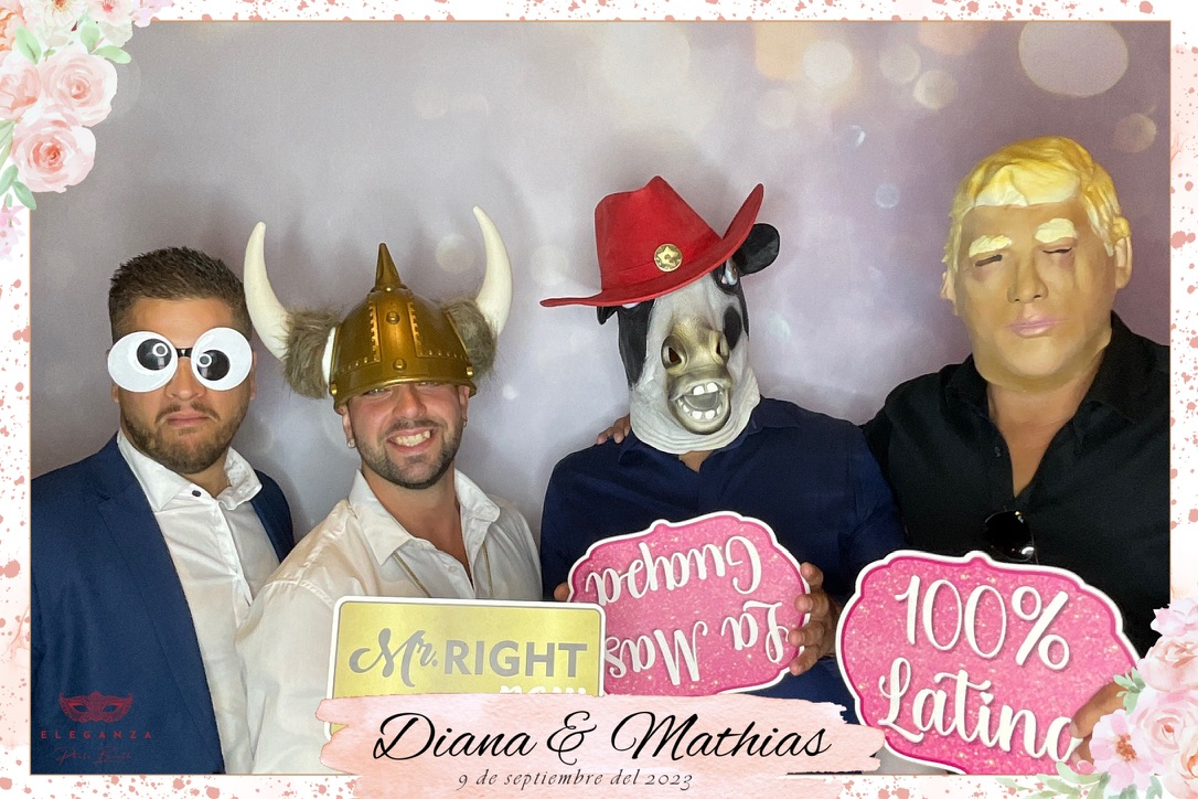 Renta de photobooth en Plaza Antique, Montreal durante un evento en el Gran Montreal