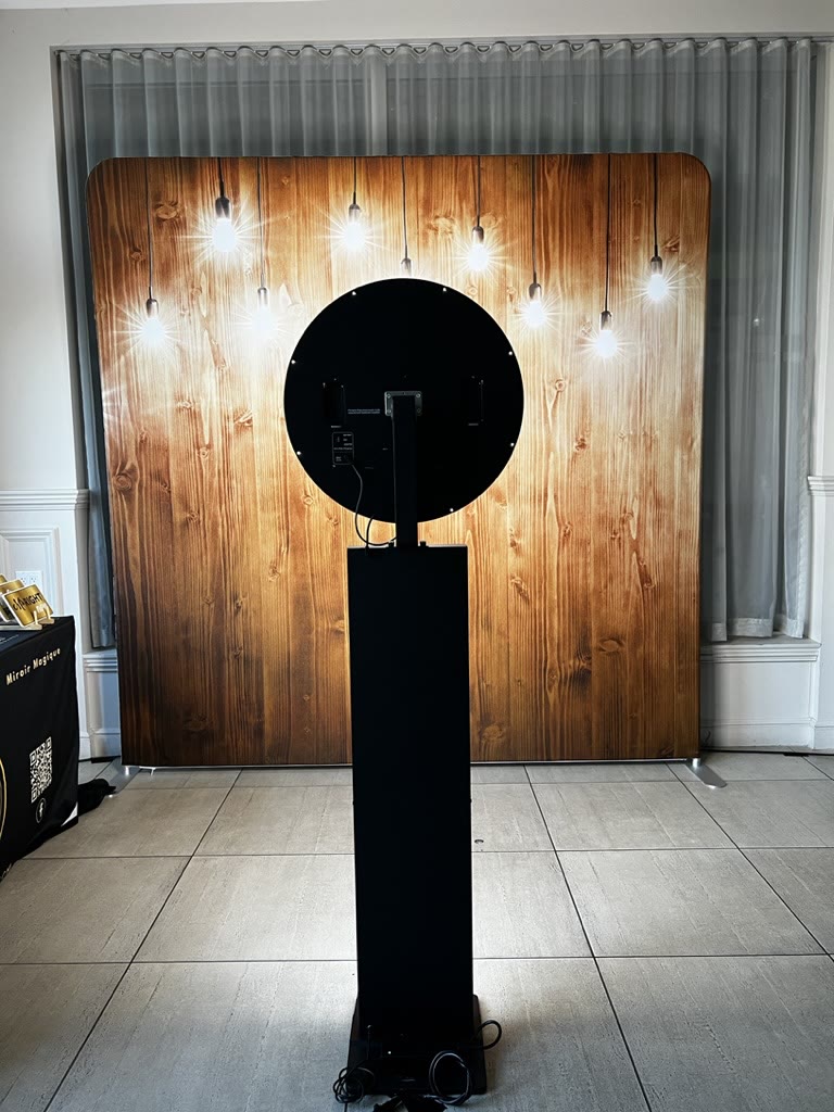 Renta de photobooth en Plaza Rive-Sud durante un evento en el Gran Montreal